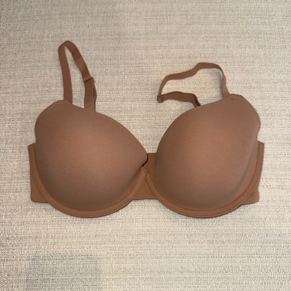 SKIMS Fits Everybody T-Shirt Bra